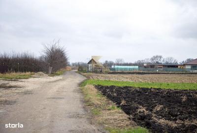 Teren de 467 mp, în Stupini - 9