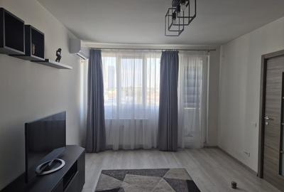 Apartament cu 2 camere semidecomandat, mobilat în 1 Mai