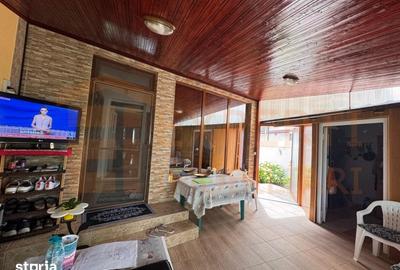 Casă cu 5 camere cu Teren 157 Mp în Central