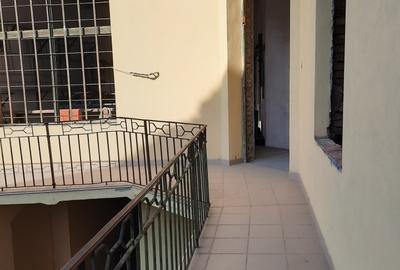 Casă individuală cu 16 camere cu Teren 457 Mp în Central - 8