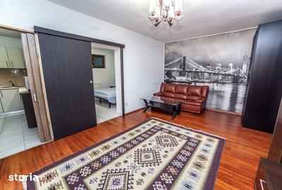 Apartament cu 3 camere semidecomandat în Crângași