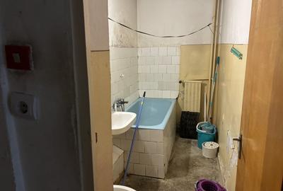 Garsonieră decomandată în Vitan - 1