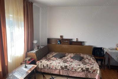 Casă cu 4 camere cu Teren 754 Mp în Central