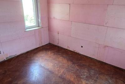 Apartament cu 3 camere în Micro 14 - 1