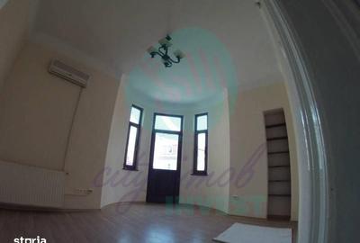 Casă cu 4 camere cu Teren 200 Mp în Pache Protopopescu