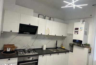 Apartament cu 2 camere decomandat în Ultracentral - 2