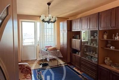 Apartament cu 4 camere decomandat în Mărăști