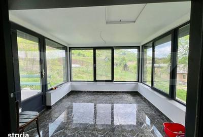 Casă cu 3 camere cu Teren 2600 Mp în Livezile - 2