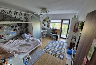 Casă cu 5 camere cu Teren 247 Mp în Central - 15
