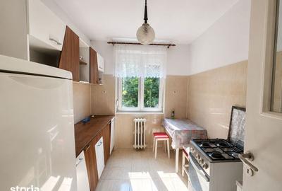 Apartament cu 2 camere semidecomandat, mobilat în Tipografilor