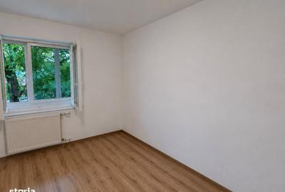 Apartament cu 3 camere decomandat în Crângași
