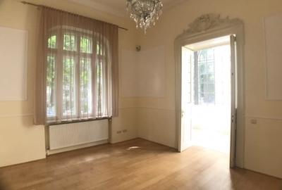 Casă cu 13 camere cu Teren 458 Mp în Armeneasca - 5