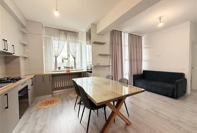 Apartament cu 3 camere decomandat în Cug