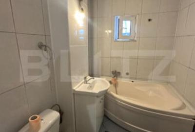 Apartament cu 2 camere decomandat în 1 Mai