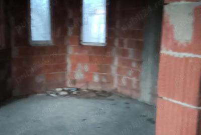 Casă cu Teren 1100 Mp în Dudeștii Vechi - 1