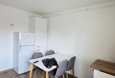Apartament cu 2 camere decomandat în Central - 3