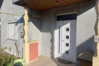 Casă individuală cu 3 camere cu Canalizare în Unirea - 2
