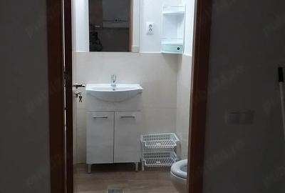 Apartament cu 2 camere semidecomandat în Iris