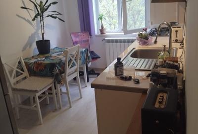 Apartament cu 2 camere semidecomandat în Tomis Nord