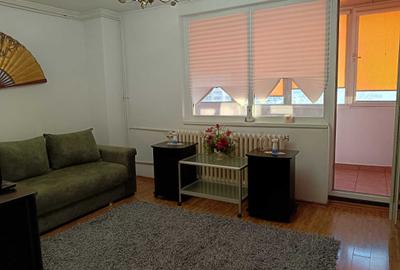 Apartament cu 3 camere decomandat în Militari - 3