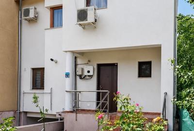 Casă cu 4 camere în Central - 1