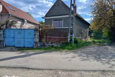 Casă cu 4 camere cu Teren 150 Mp în Vadu Crișului - 3