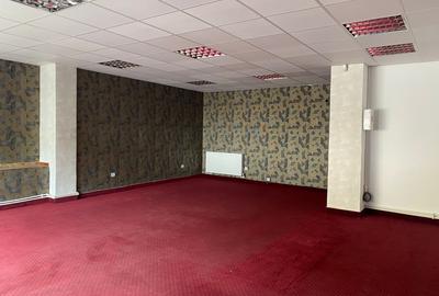 Spațiu comercial, 70 mp în Central