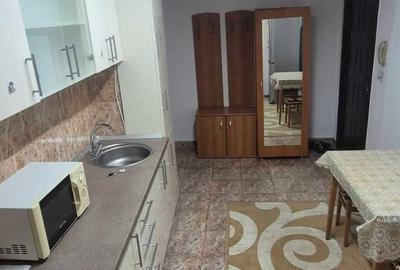 Apartament cu 2 camere semidecomandat în Ghiroda - 3