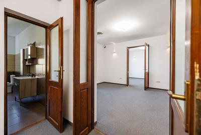 Apartament cu 7 camere semidecomandat în Ultracentral - 9