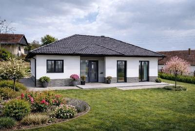 Casă cu Teren 5800 Mp în Păgaia