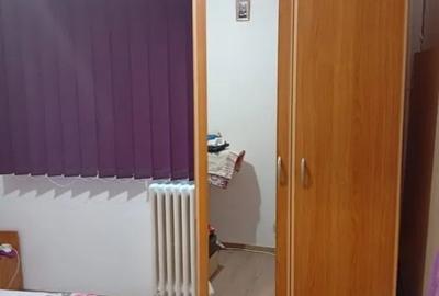 Apartament cu 3 camere semidecomandat, mobilat în Berceni - 6