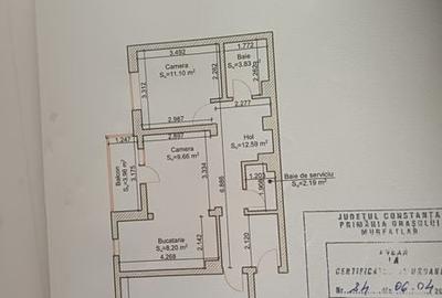 Apartament cu 3 camere decomandat în Central