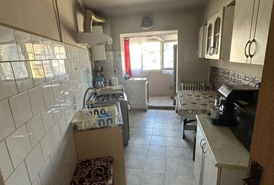 Apartament cu 3 camere decomandat în Ștrand - 1