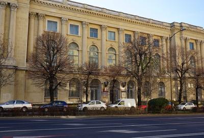 Apartament cu 2 camere decomandat în Calea Victoriei - 25