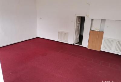 Casă cu 5 camere cu Teren 123 Mp în Reghin