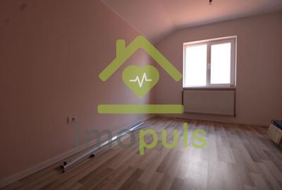 Casă individuală cu 7 camere cu Canalizare în Crișan - 27