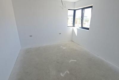 Casă cu 4 camere cu Teren 95 Mp în Berceni