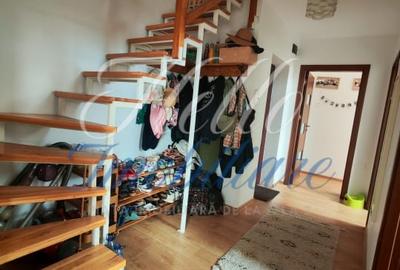 Apartament cu 4 camere decomandat, mobilat în Baciu