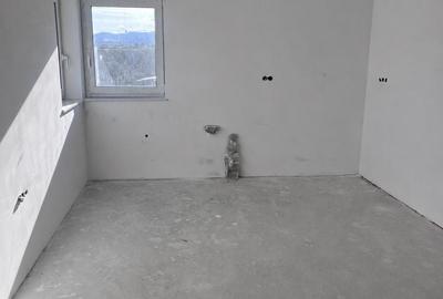 Casă cu 4 camere cu Teren 600 Mp în Central - 7