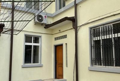 Casă cu 6 camere cu Canalizare în Dorobanți - 2