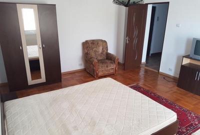 Garsonieră decomandată, mobilată în Teilor - 3