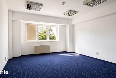Apartament cu 4 camere în Victoriei