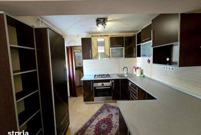 Apartament cu 4 camere decomandat în Micro 16 - 15