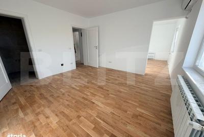 Casă cu 4 camere în Cetate