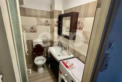 Apartament cu 3 camere decomandat în Capitol