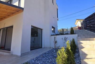 Casă cu 4 camere cu Teren 300 Mp în Ciurea