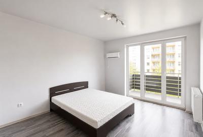 Apartament cu 3 camere decomandat în Avantgarden