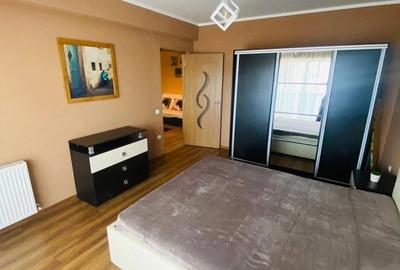 Apartament cu 2 camere semidecomandat, mobilat în Florești