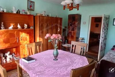 Casă individuală cu 2 camere cu Canalizare în Gruia - 1