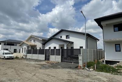 Casă cu 4 camere în Central - 4